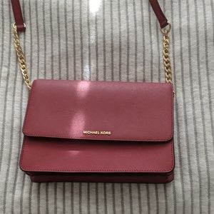 MICHAEL KORS CROSSBODY